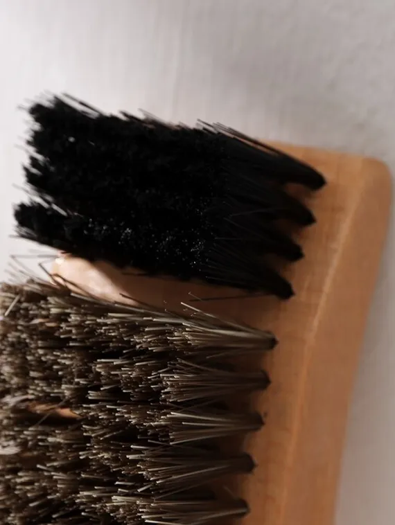 Щётка для одежды и обуви деревянная SAVANNA, 15,5×5×,5,5 см, 154 пучка, натуральный ворс