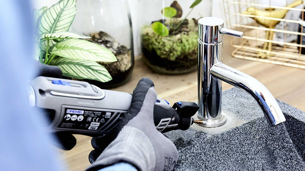 Аккумуляторная ПШМ DREMEL 8220-5/65 Platinum F0138220JN