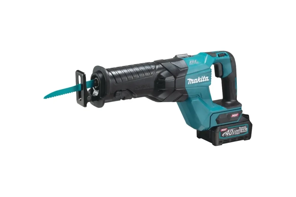 Уцененная сабельная пила Makita JR001GM201 (поврежден кейс)
