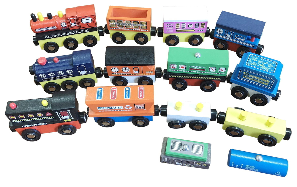 Деревянный поезд