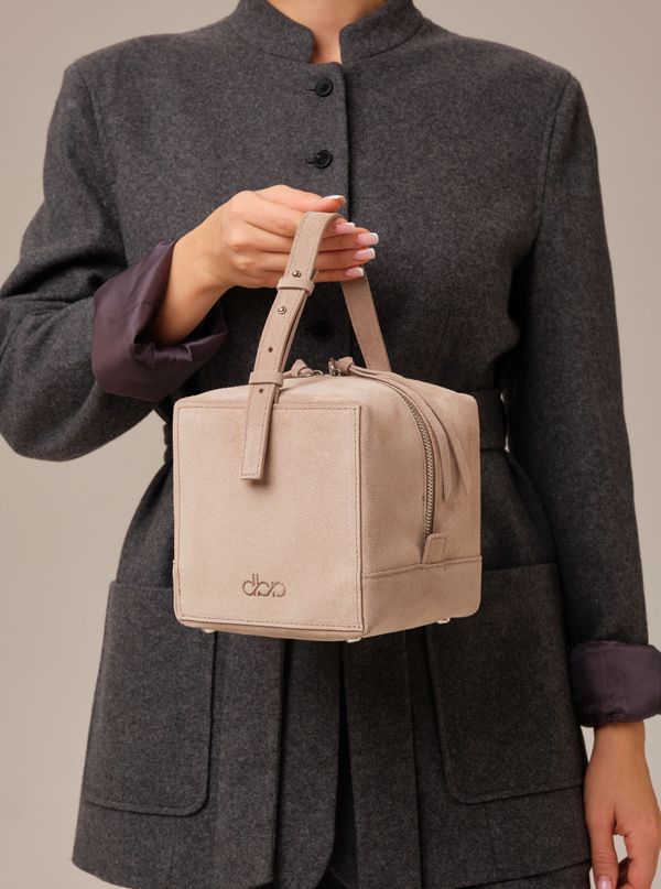 Замшевая сумка Quadra DBR 30989 ваниль