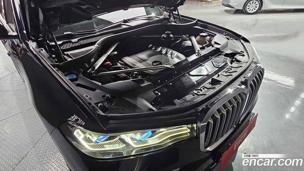 BMW X7 (G07) xDrive 40d M Sports 6-и местный (01.2021)
