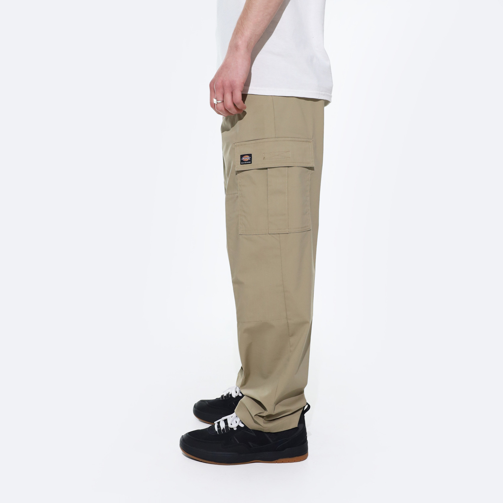 Брюки Dickies Skateboarding Loose Fit Cargo Pants (desert sand) артикул: - купить в магазине Дайс
