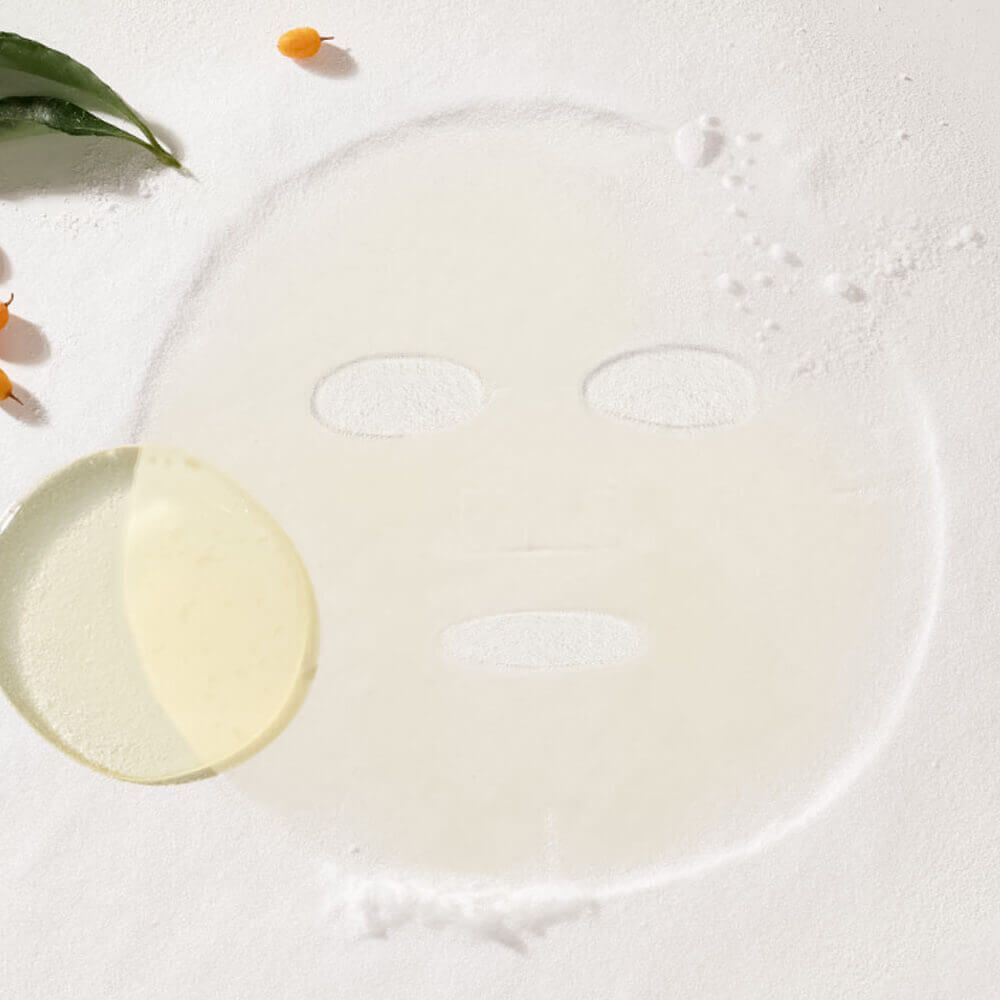 Тканевая маска с ниацинамидом против пигментации Round Lab Vita Niacinamide Dark Spot Serum Mask