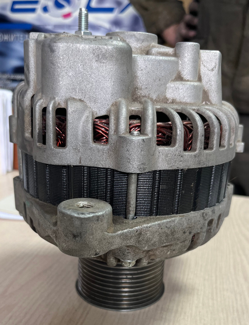 Генератор Iveco оригинальный восстановленный