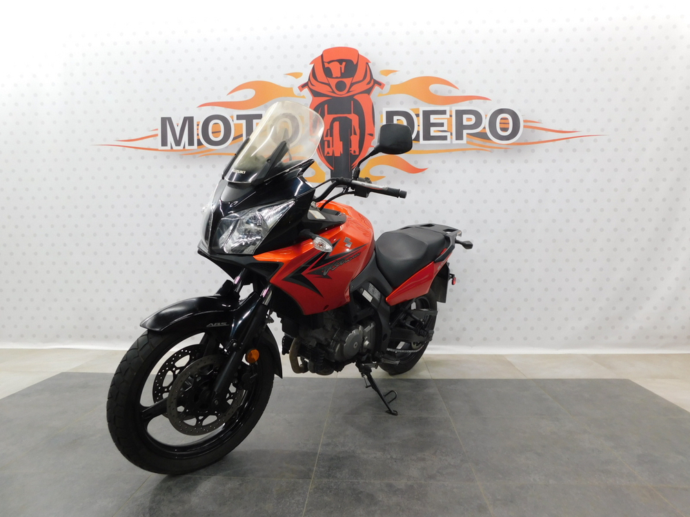 Suzuki V-Strom DL650 038307