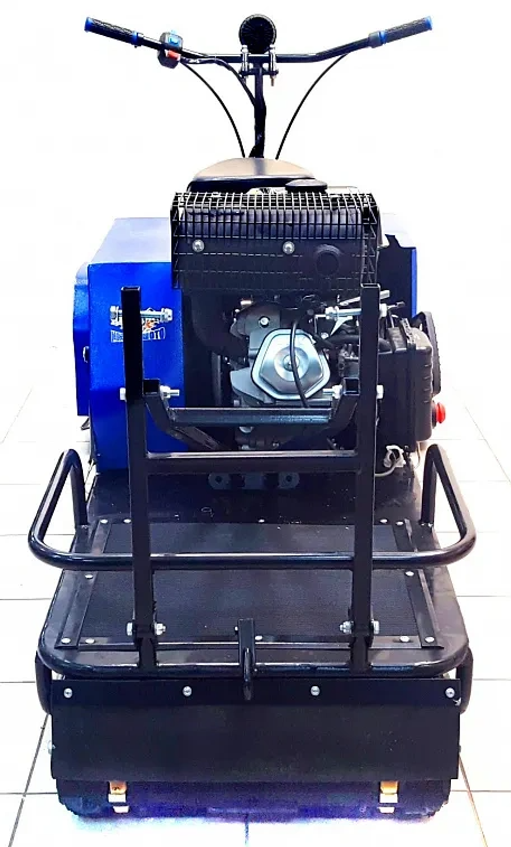 Буксировщик ЛИДЕР-3-3Т-18.5АП, с модулем и РЕВЕРСОМ