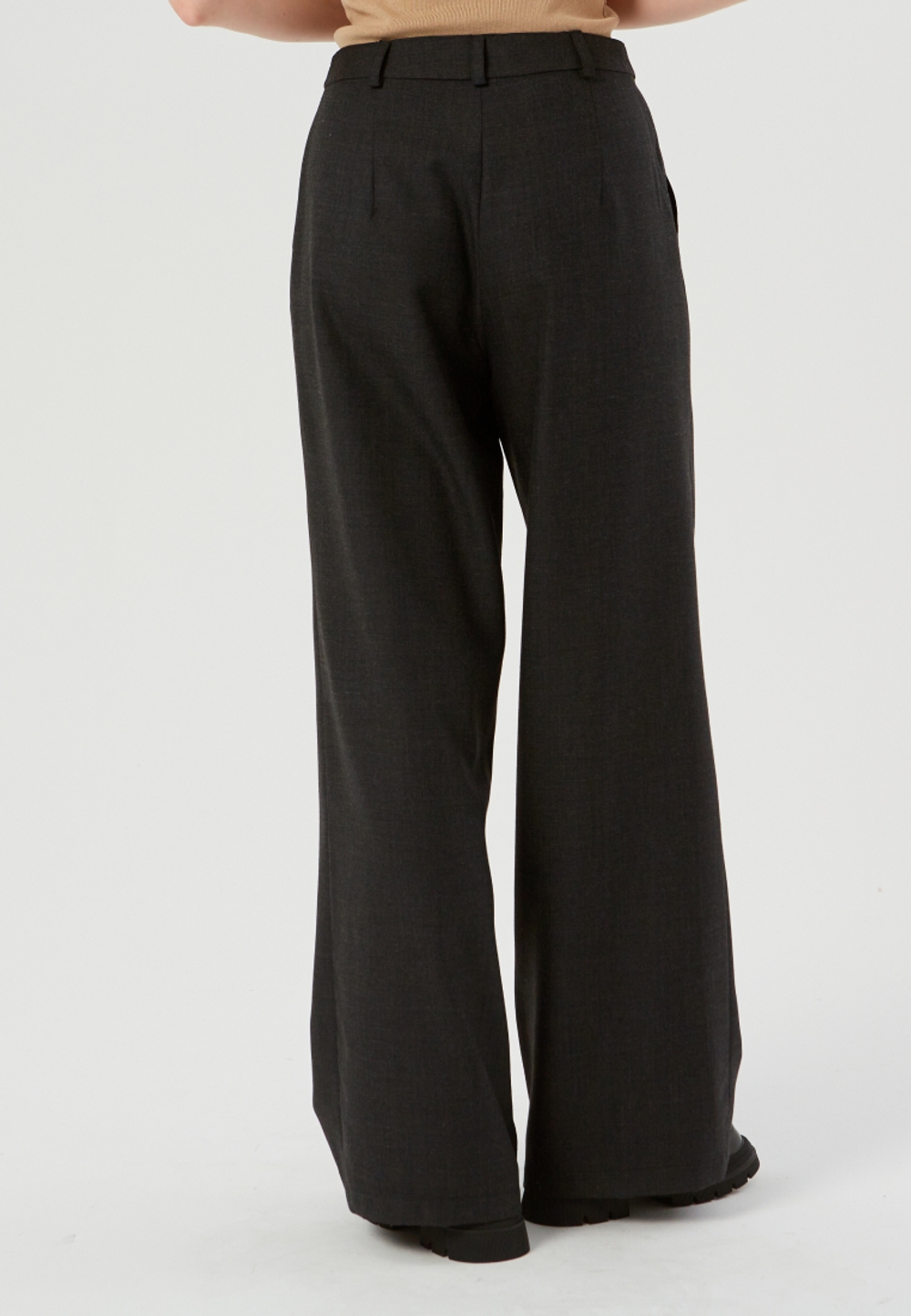 Брюки свободного кроя из смесовой шерсти темно-серые