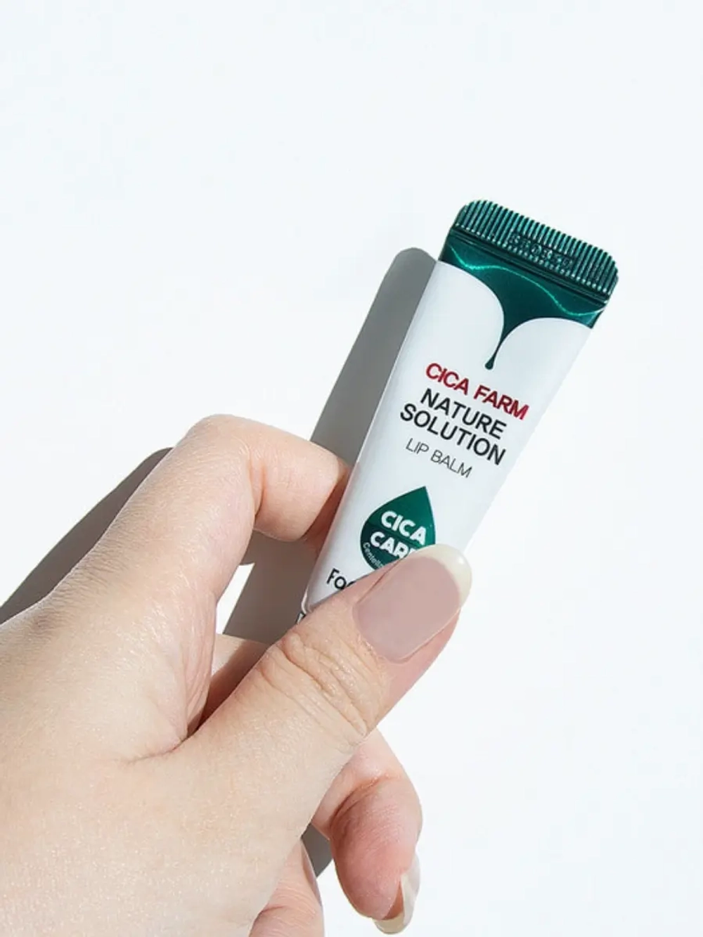 FARMSTAY - БАЛЬЗАМ ДЛЯ ГУБ С ЦЕНТЕЛЛОЙ CICA FARM NATURE SOLUTION LIP BALM, 10 G