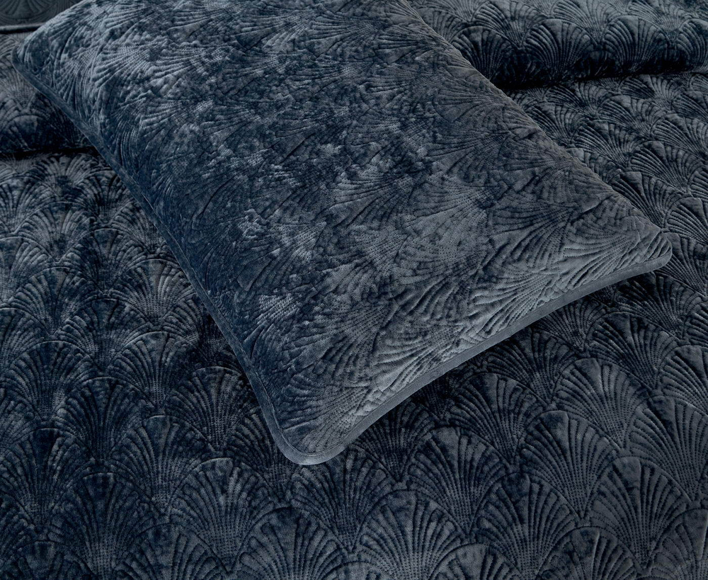 Покрывало 240x260 Sofi De MarkO Розалин антрацитовое