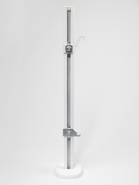 КНZ49.50 Кронштейн напольный регулируемый (высота стойки 500 мм). Крепление за заднюю панель радиатора
