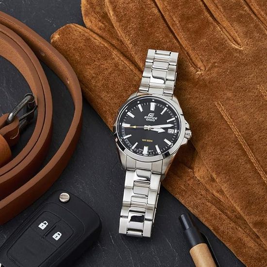 Casio EFV-100D-1A close up