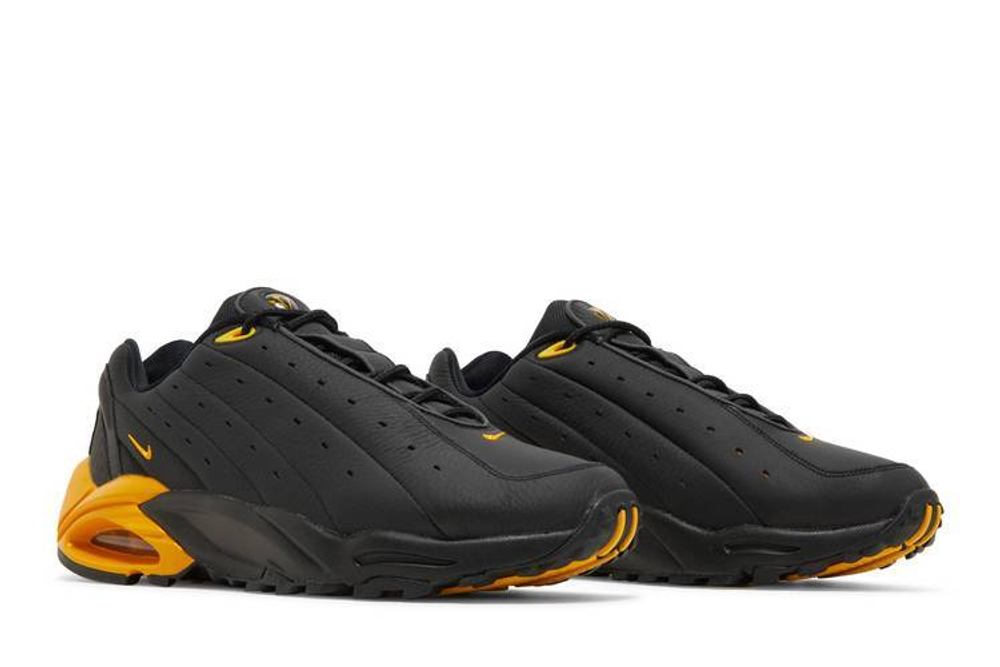 Кроссовки Nocta X Nike Hot Step Air Terra "Black University Gold"