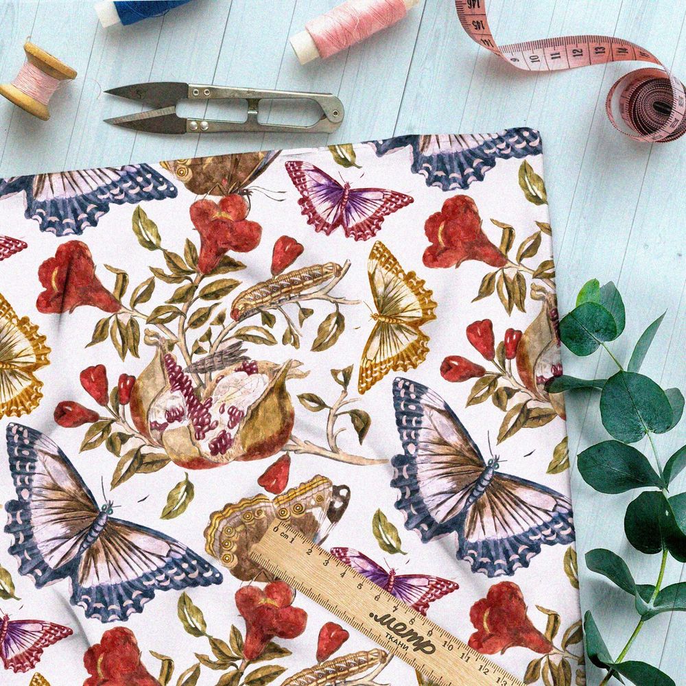 Ткань шелк Армани красные цветы, гранаты и бабочки