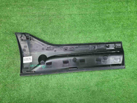 Накладка двери задняя левая Volvo XC40 (2017-н.в.)