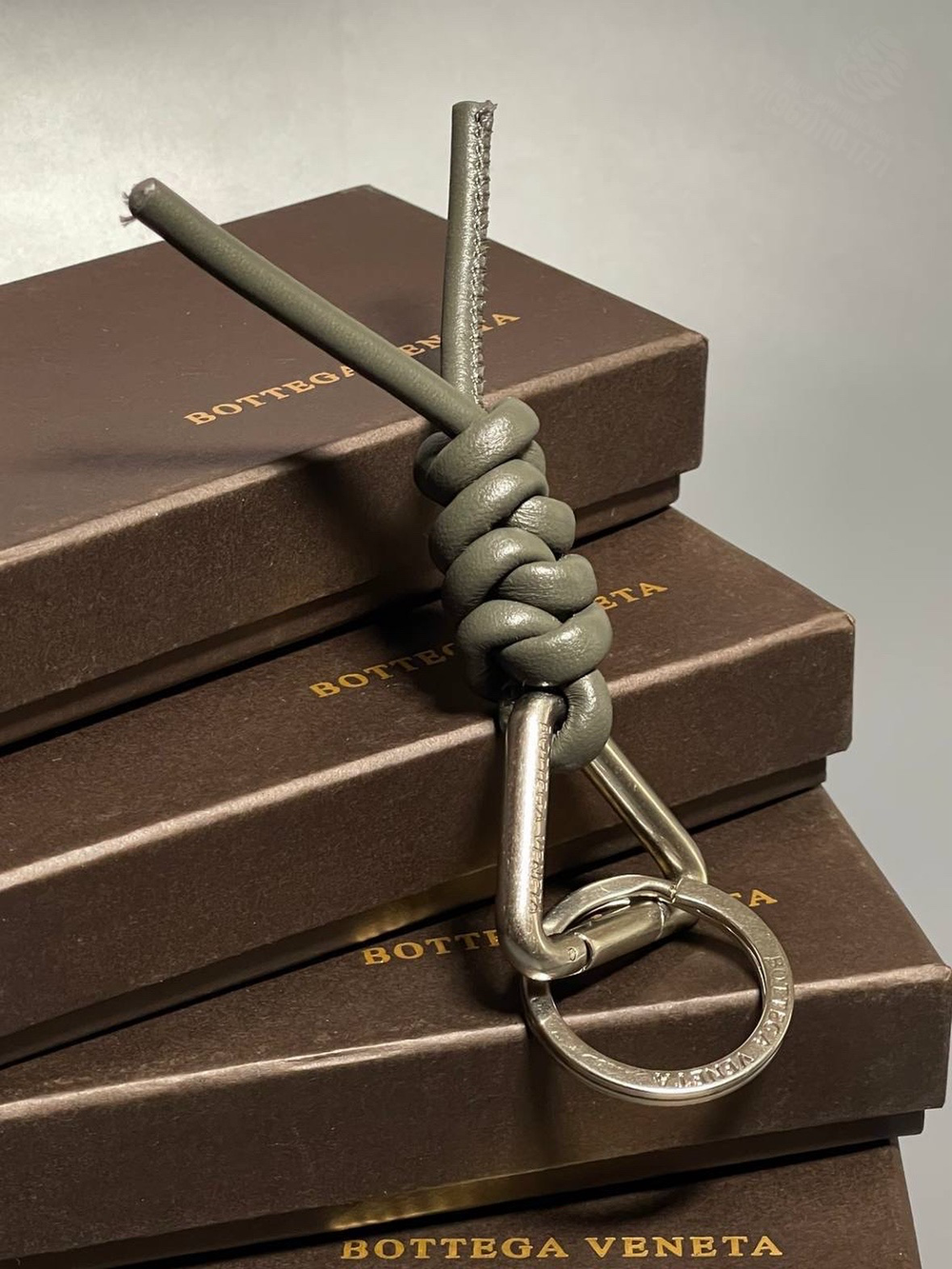 Брелок Bottega Veneta