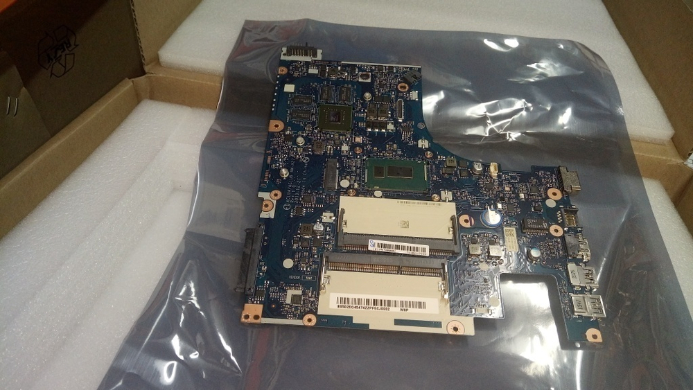 Материнская плата для ноутбука Lenovo Z50-70 I3-4030U/820M 1000M-Pro (5B20G45474), оригинал