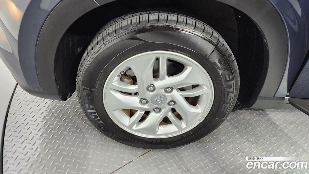 Hyundai Venue 1.6 Modern (06.2020)