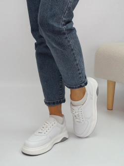 Кроссовки женские демисезонные