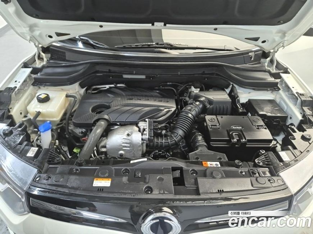 KG Mobility (Ssangyong) Very New Tivoli Дизель 1.6 2WD (12.2019)