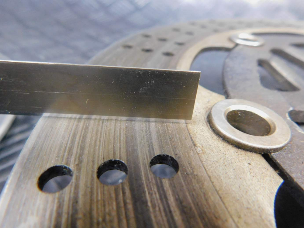 Диски тормозные передние Kawasaki ZZR 400 98 052951