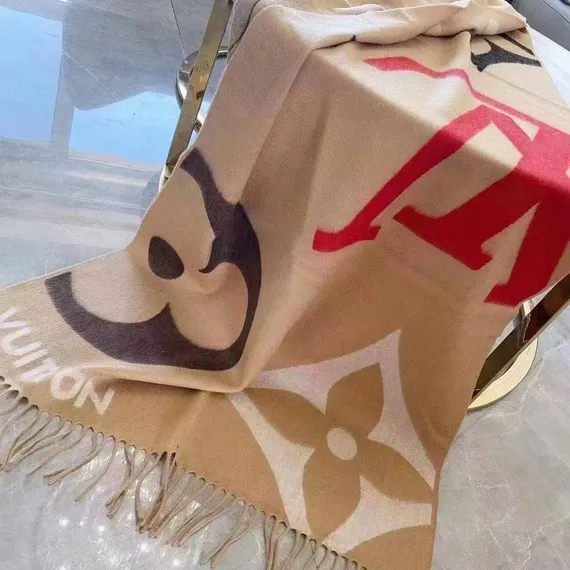 Шарф Louis Vuitton Ultimate