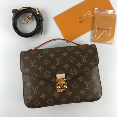 Louis Vuitton Pochette Metis