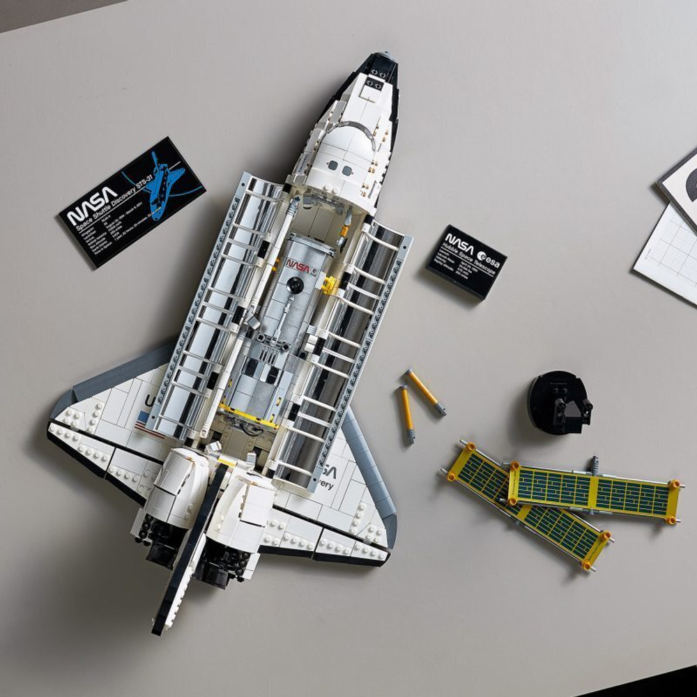 Конструктор LEGO Creator Expert Космический корабль NASA 10283 купить в  Москве | Доставка по России.