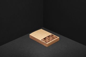 Упаковка для 9 шоколадных конфет