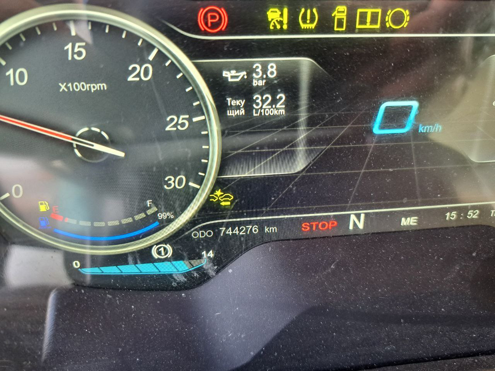 Shacman (Shaanxi) SX* 4x2 Седельный тягач SX4188YY381 (Дизельный, 12,5 л, 473 л.с., МТ)