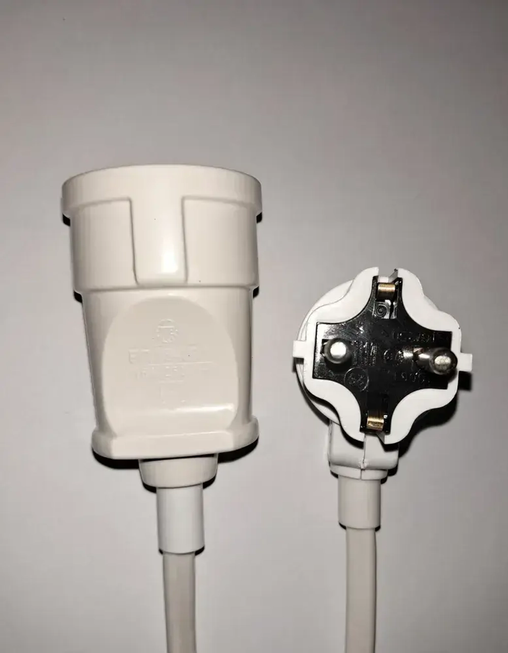 Удлинитель электрический "Доктор Ап" 1 розетка, 3 метра, ПуГВВ 2x2.5 мм, белый, серия "Крепкий Эконом"