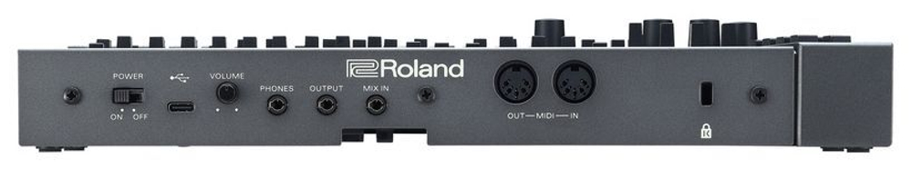 Roland JD-08