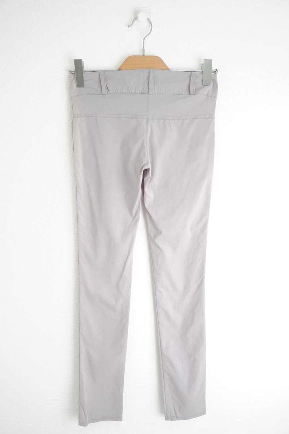 Брюки Made in Kyrgyzstan светлые 42 размер, новые