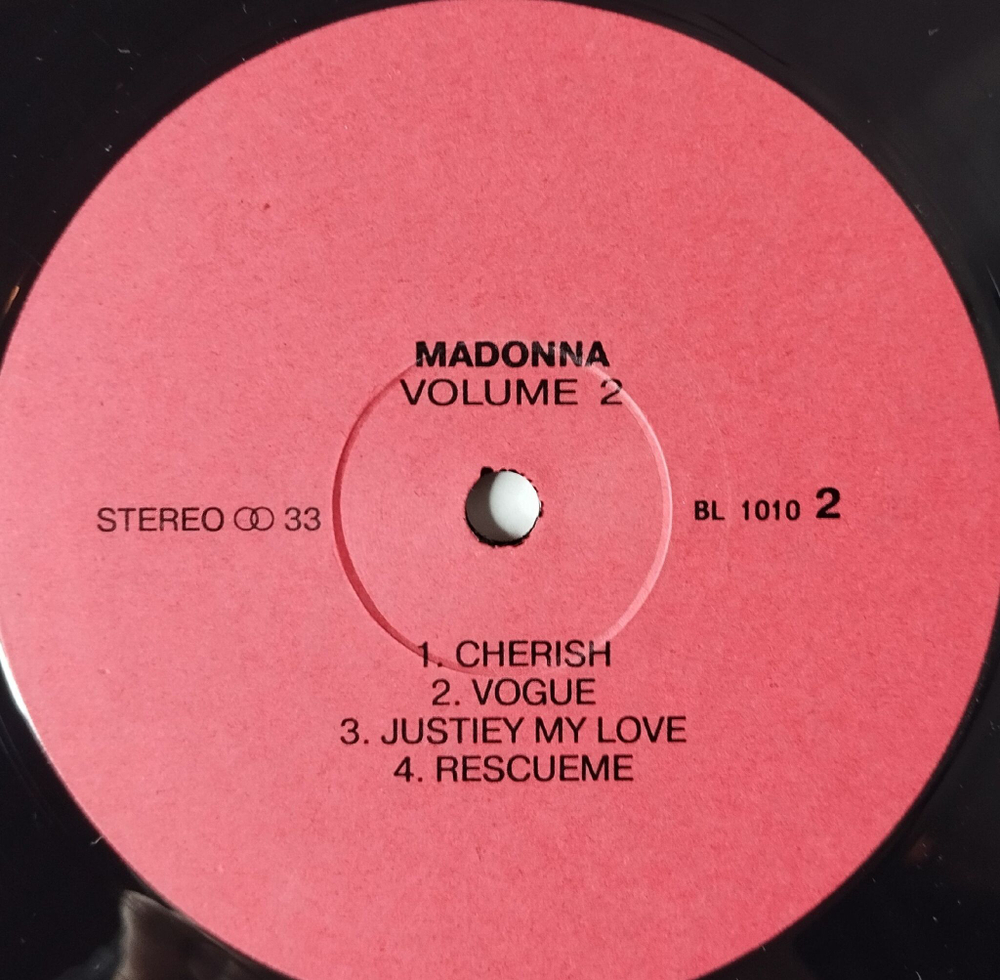 Винтажная виниловая пластинка LP Madonna The Immaculate Collection. Volume 2 (Россия 1993)