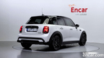 Mini Cooper 5 даерей Classic (08.2023)