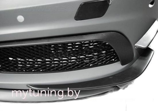 Передний бампер AMG для Mercedes A W176