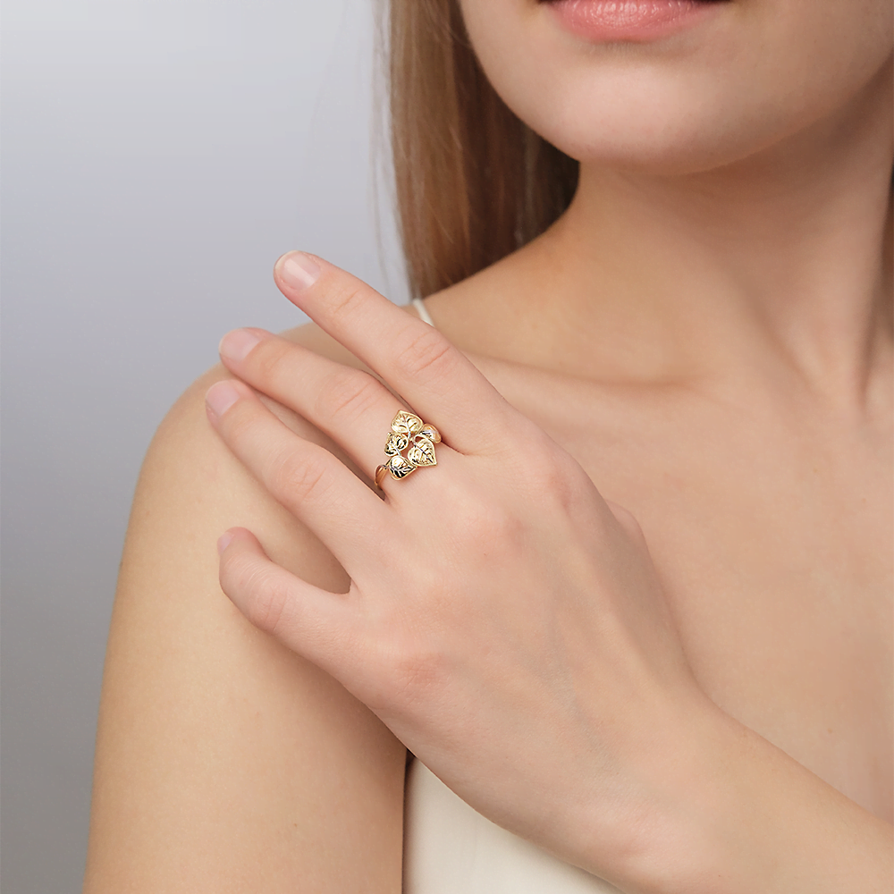 Кольцо «Ветвь» из лимонного золота