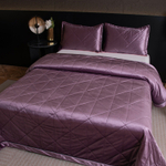 Велюровое покрывало в клетку и две наволочки OVL042