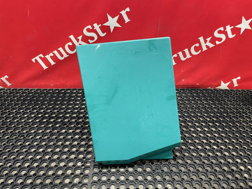 Спойлер кабины верхний левый 2018г.