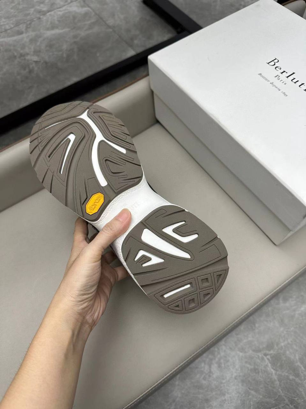 Кроссовки Berluti