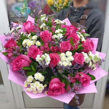 Авторский букет в розовой гамме