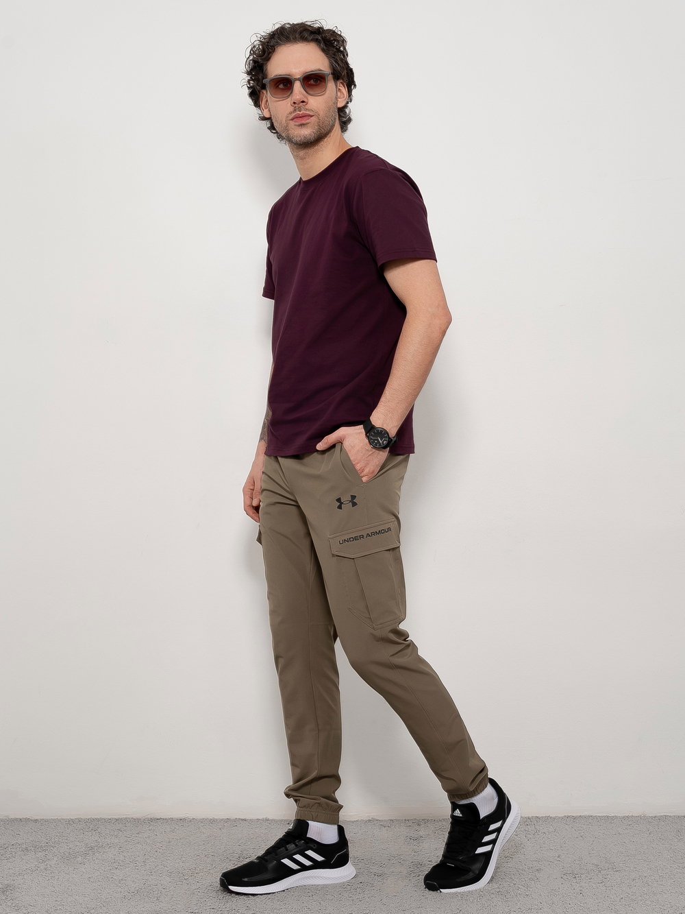 Брюки Under Armour JD Woven Cargo Jogger 1372804-361