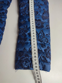 Куртка красивая 44 размер