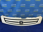 Решетка радиатора Honda STREAM 2000-2003