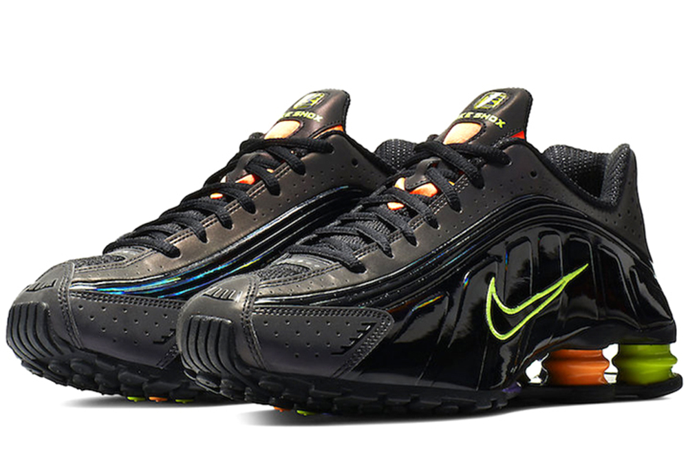 Кроссовки Nike Shox R4