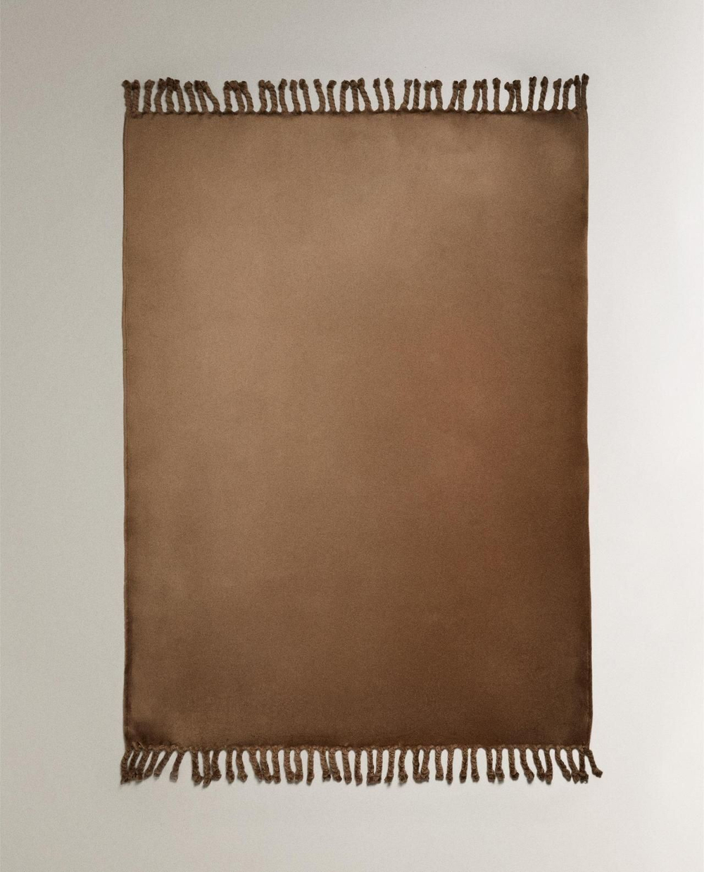 Zara Home - Флисовый плед с бахромой, бежевый, 160x240 см