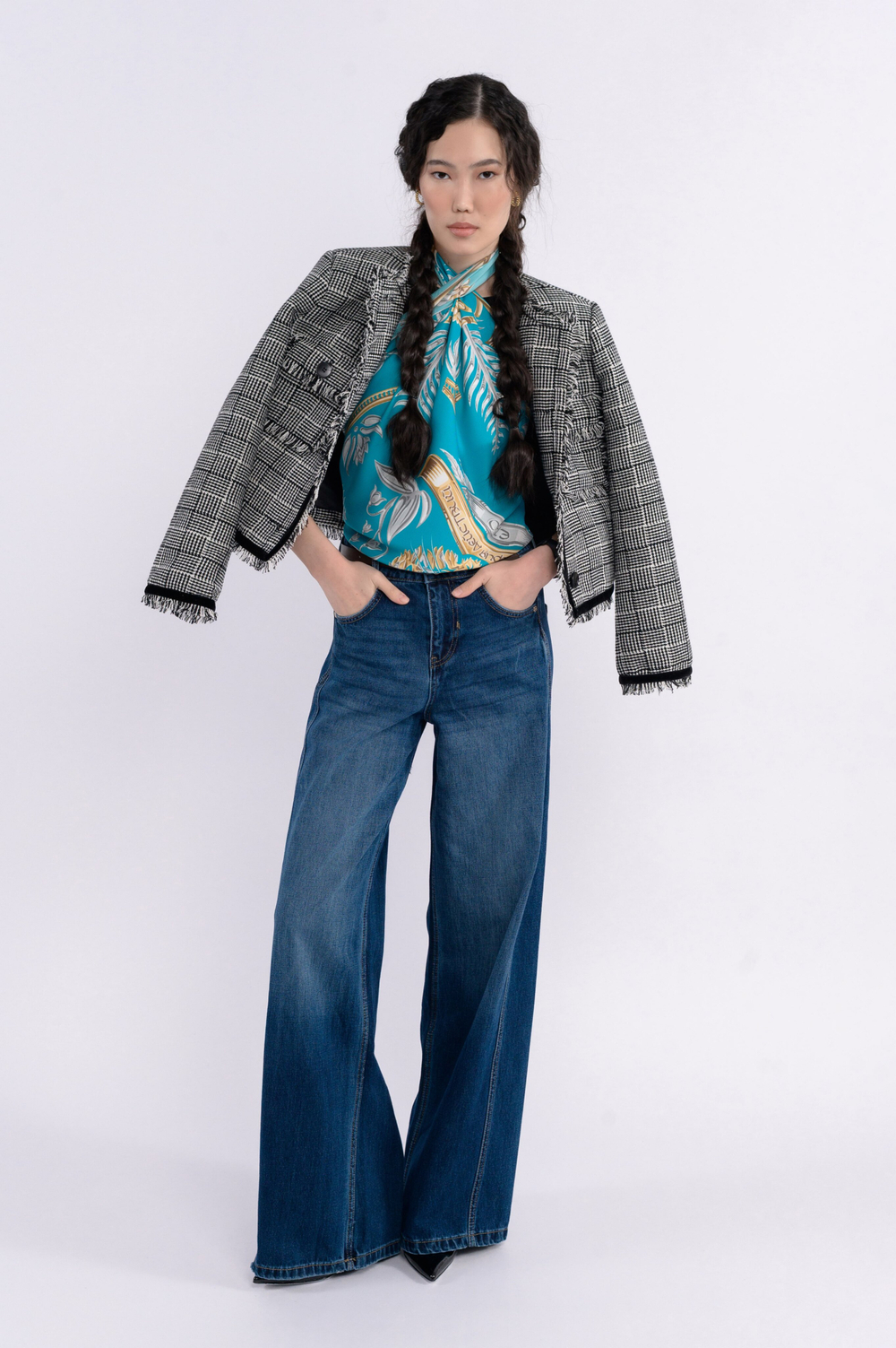 Платок «Тигр Еврейской автономной области. Аквамарин»