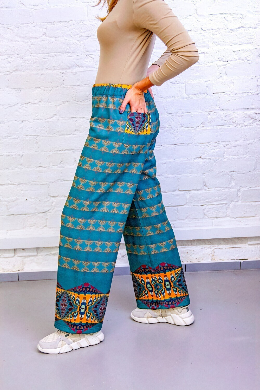 Широкие брюки "Четыре фигуры"