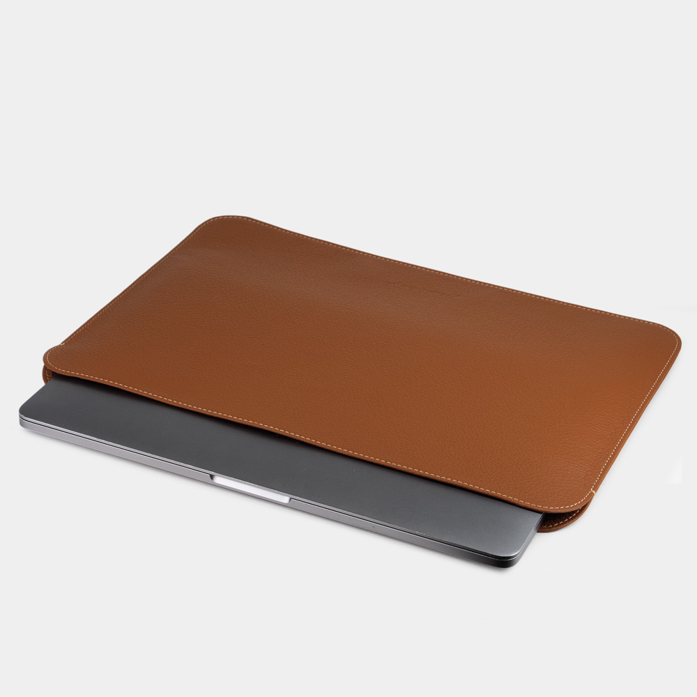 Чехол кожаный для MacBook Pro 13-14" и документов цвета карамель