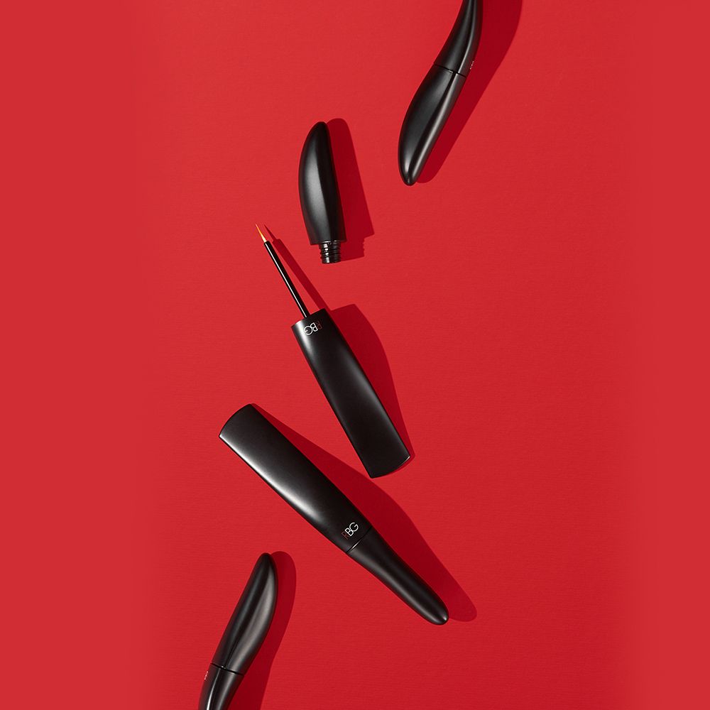 RBG Russian Beauty Guru Жидкая подводка для глаз Черная Москва, 5мл